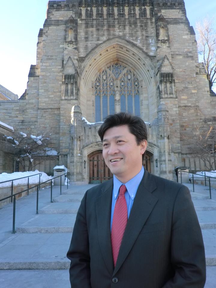 日本東京大學學者松田康博認為「香港示威已無法和平落幕」。 圖：翻攝自松田康博臉書