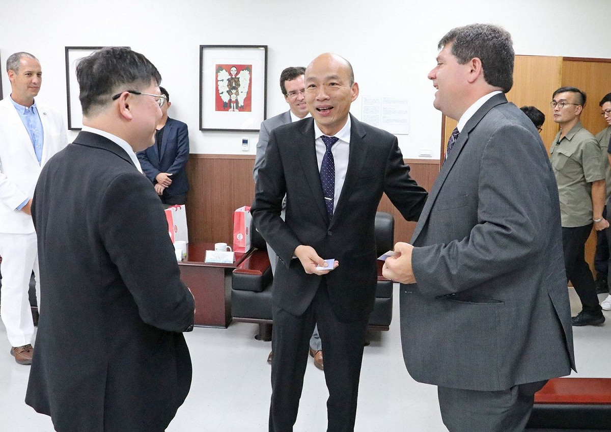 美國傳統基金會自由市場訪問團拜會高雄市長韓國瑜(中)。 圖 : 高雄市政府/提供