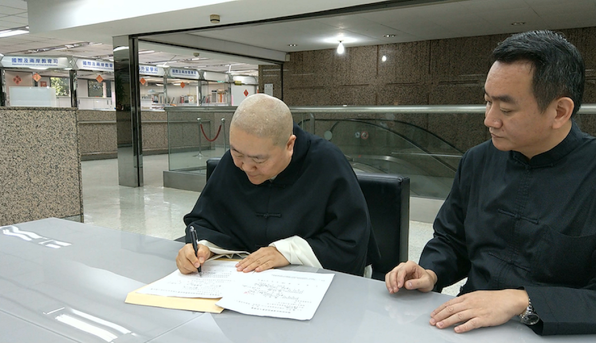 釋悟善禪師本名黃多玉，今年59歲，畢業於韓國中央大學工商管理系，是來自韓國的華僑，從1992年出家至今。 圖：釋悟善禪師辦公室/提供