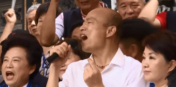 韓國瑜為盧秀燕抱屈。  圖：網友提供