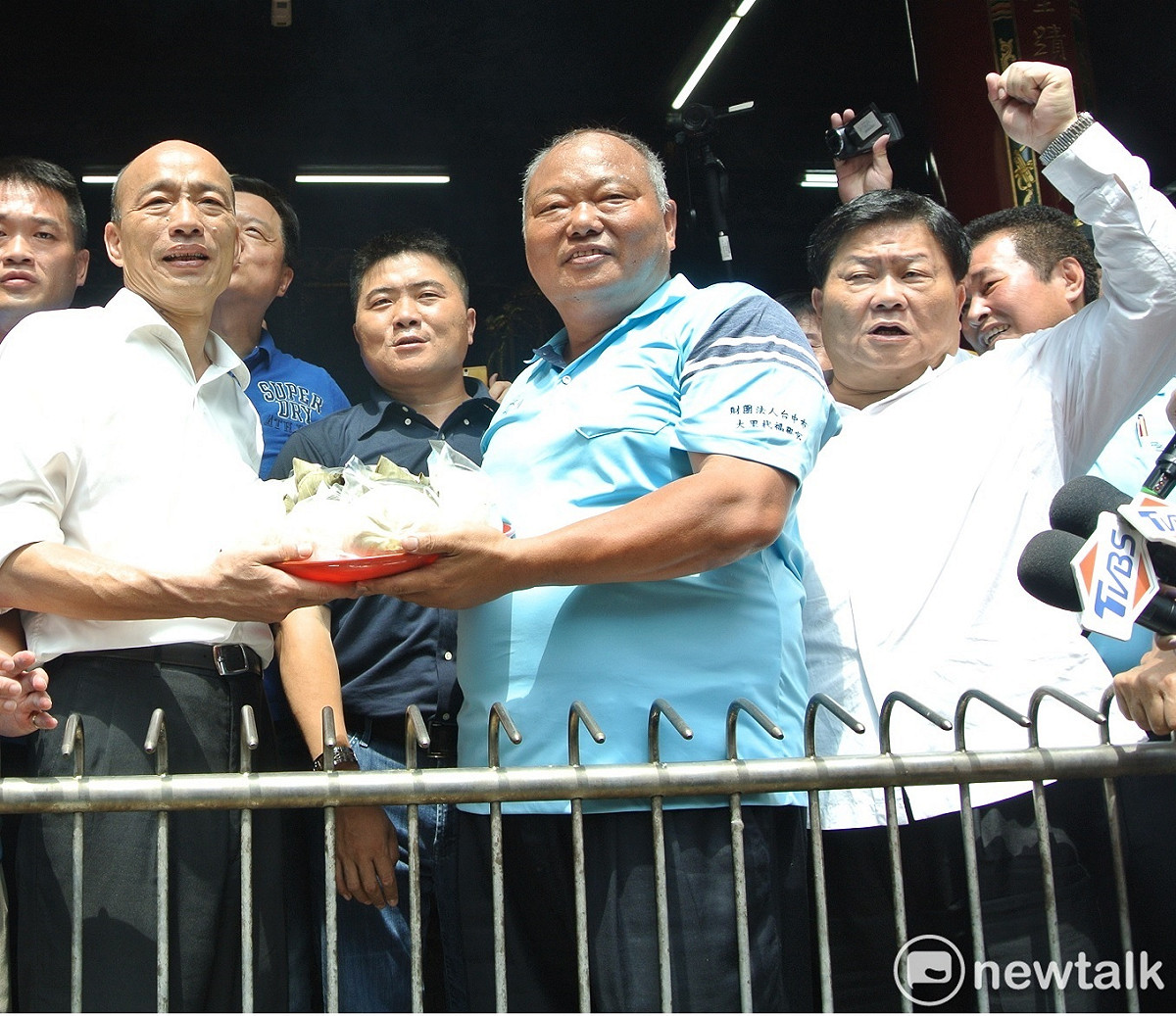 顏清標力挺韓國瑜，今發表聲明稱讚郭董「果然高瞻遠矚且氣度寬宏」。 唐復年/攝