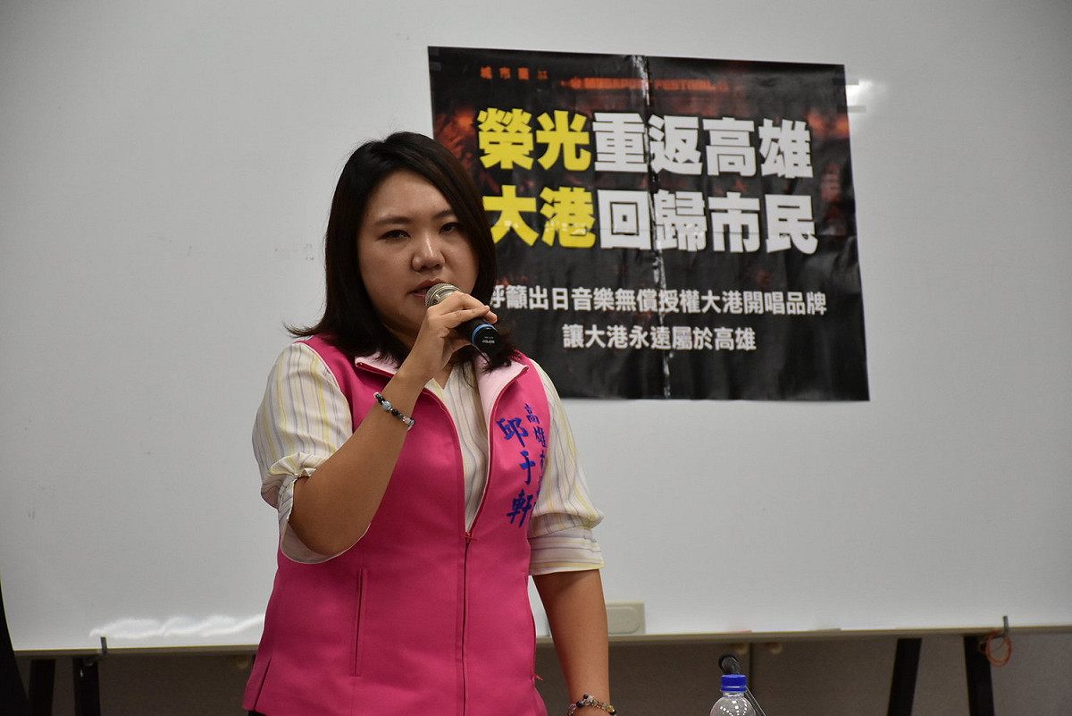 邱于軒記者會提到遭網路霸凌及恐嚇一度哽咽。 圖：孫家銘／攝（資料照片）