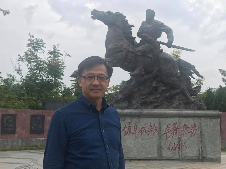 香港立法會親中議員何君堯被質疑與元朗暴力事件的白衣人勾結，成為港人眾矢之的。 圖：翻攝自何君堯臉書