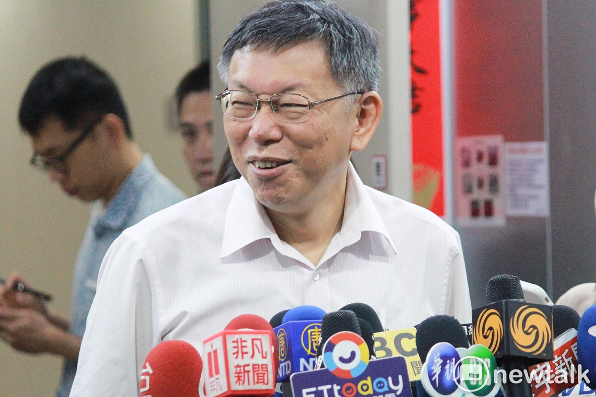柯文哲說，照顧弱勢是避免出現殺人犯，國中畢業後沒再升學吸毒機會高出99倍，要列管，溫朗東砲轟柯文哲的心態「就是台灣的希特勒」。 圖：新頭殼資料照