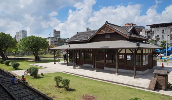 七堵29日因施工作業，部分區域停電6.5小時。 圖：翻攝自基隆旅遊網