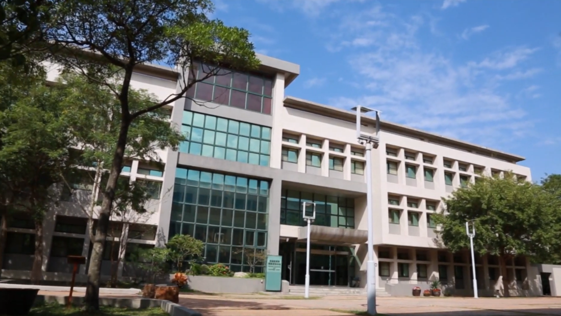 工研院中興院區地址在竹東鎮，光復院區在新竹市光復路，但兩個院區其實座落在同一條延伸的大路上，相距僅約5公里。 圖 :	翻攝自工研院網站
