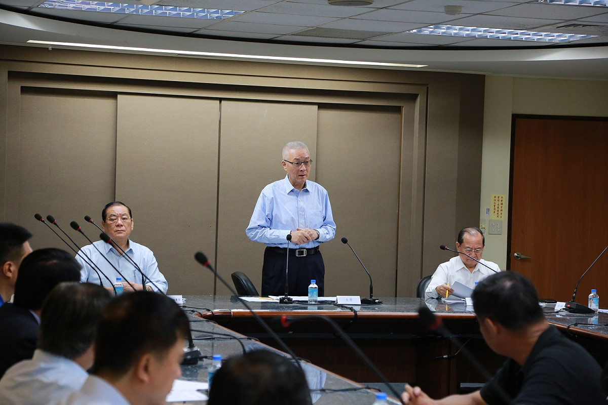 中國國民黨主席吳敦義今（7）日出席「2020二合一大選誓師（主委會報）」。 圖：國民黨文傳會提供