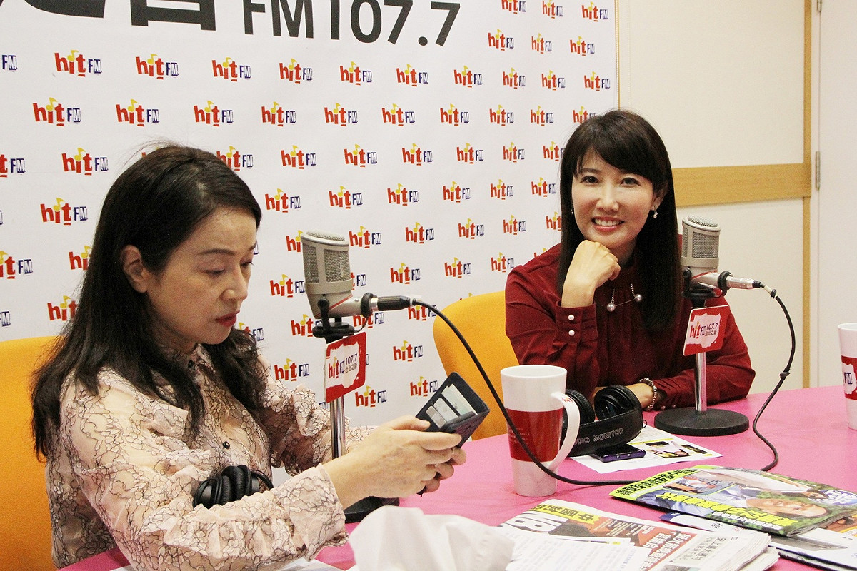 永齡基金會副執行長蔡沁瑜接受專訪。 圖：Hit Fm《周玉蔻嗆新聞》製作單位/提供