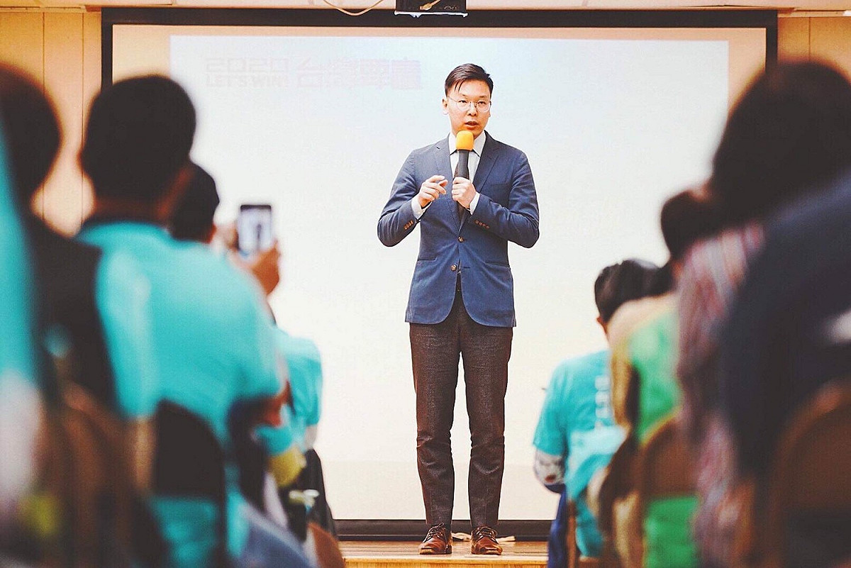 民進黨副秘書長林飛帆參加美南後援會正式成立造勢場合。 圖：民進黨/提供