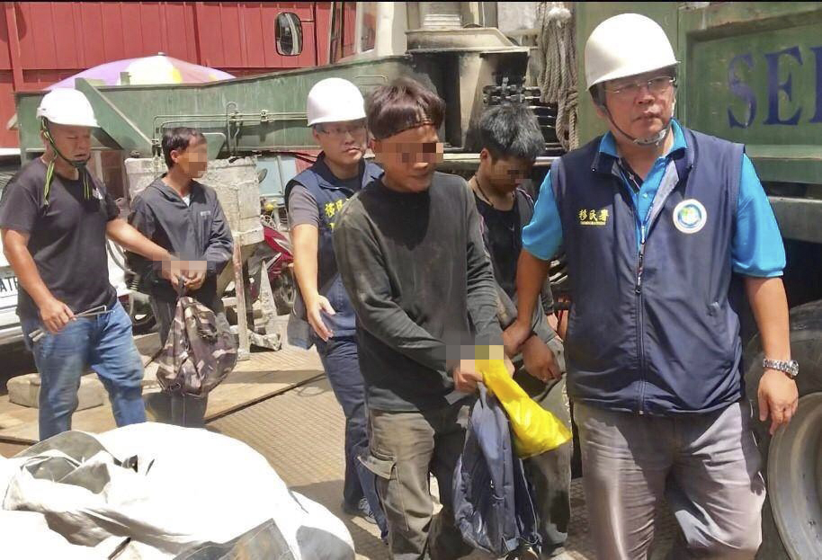 移民署指出，自行到案，原則上都能免予收容。 圖/移民署提供