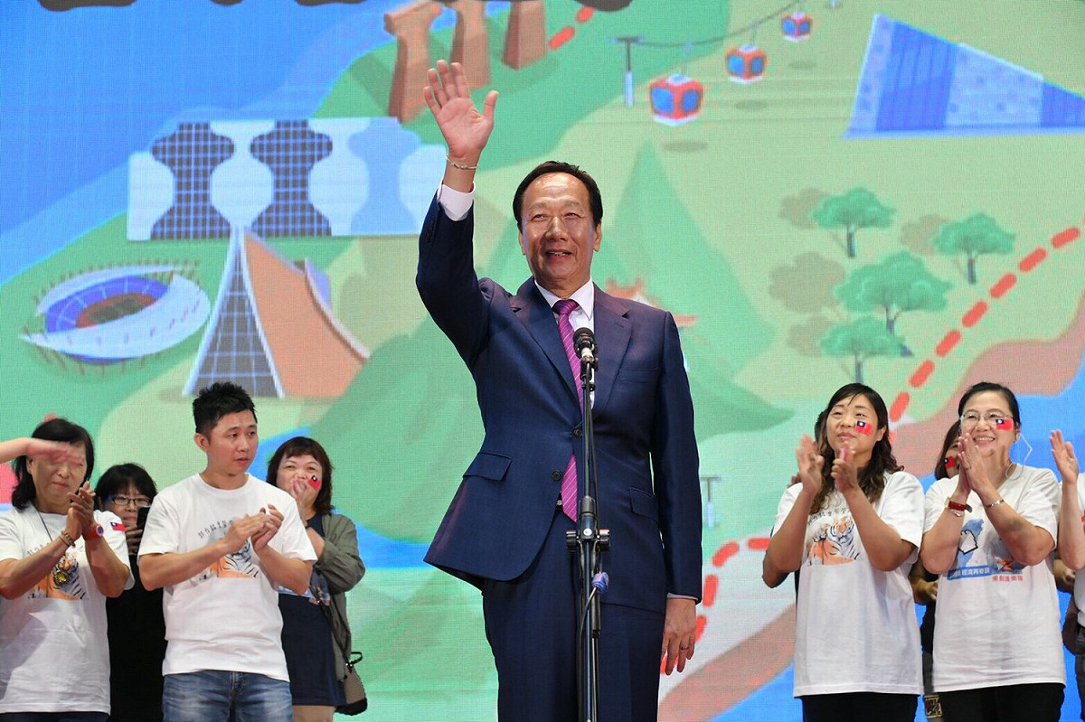 鴻海創辦人郭台銘的感恩之旅第三站在台中。 圖：郭台銘辦公室提供