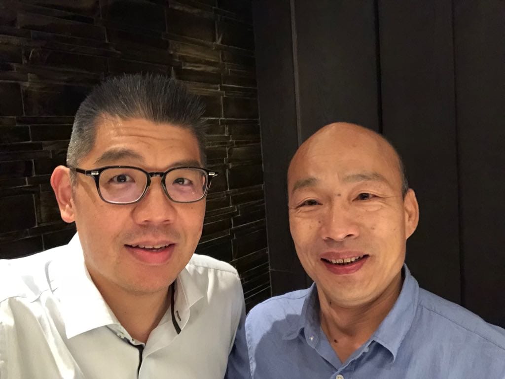 國民黨智庫副董事長連勝文（左）與前高雄市長韓國瑜（右）。 圖：翻攝連勝文臉書