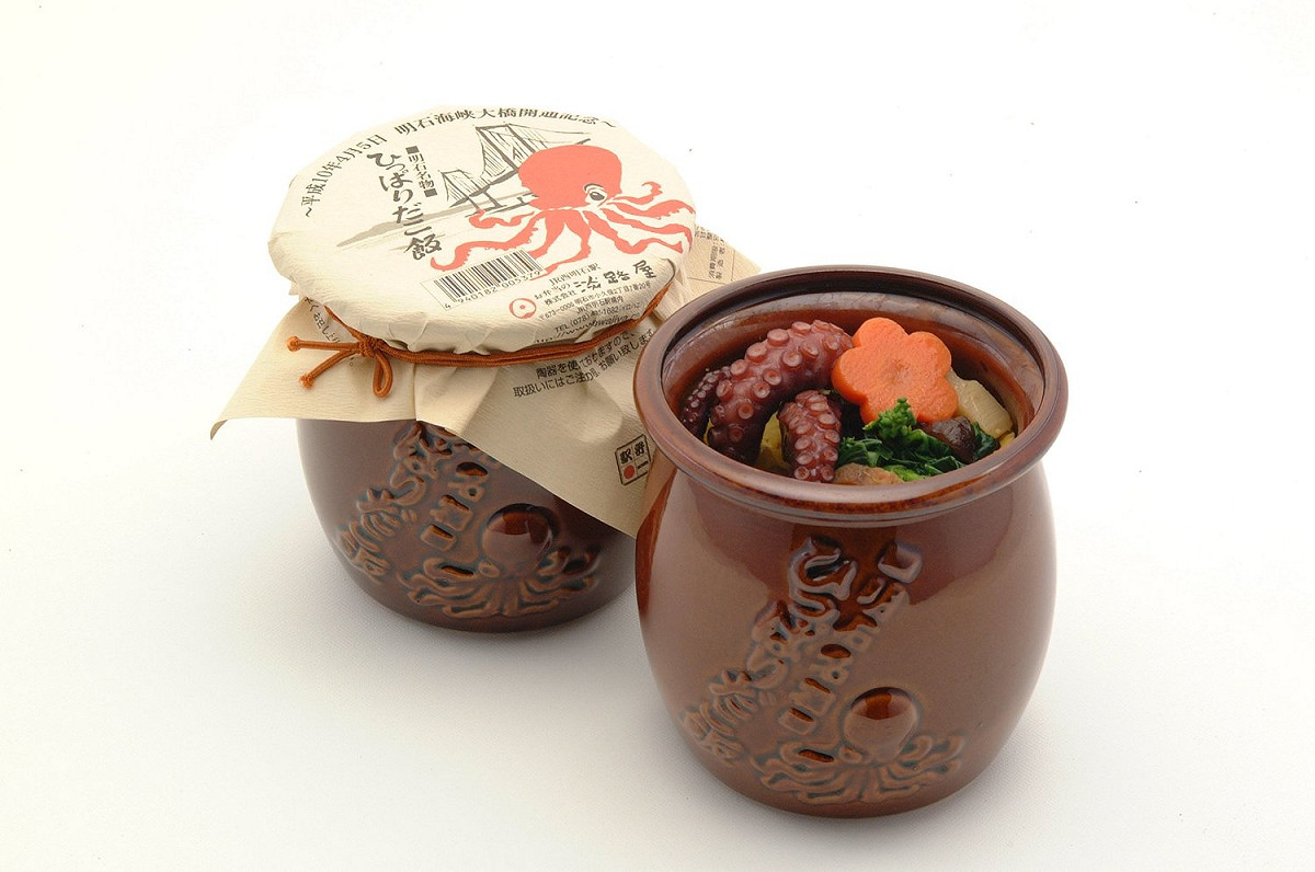 明石名物「蛸壺章魚便當（ひっぱりだこ飯）」今年也首次到鐵路便當節參展。 圖：翻攝自鐵路便當節臉書