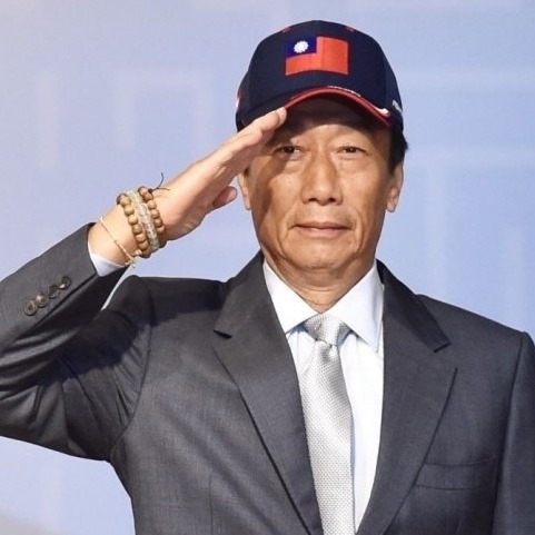 郭台銘支持者主持的粉專「郭台銘南方逗陣」，將回歸藍營。 翻攝自「郭台銘南方逗陣」臉書粉專