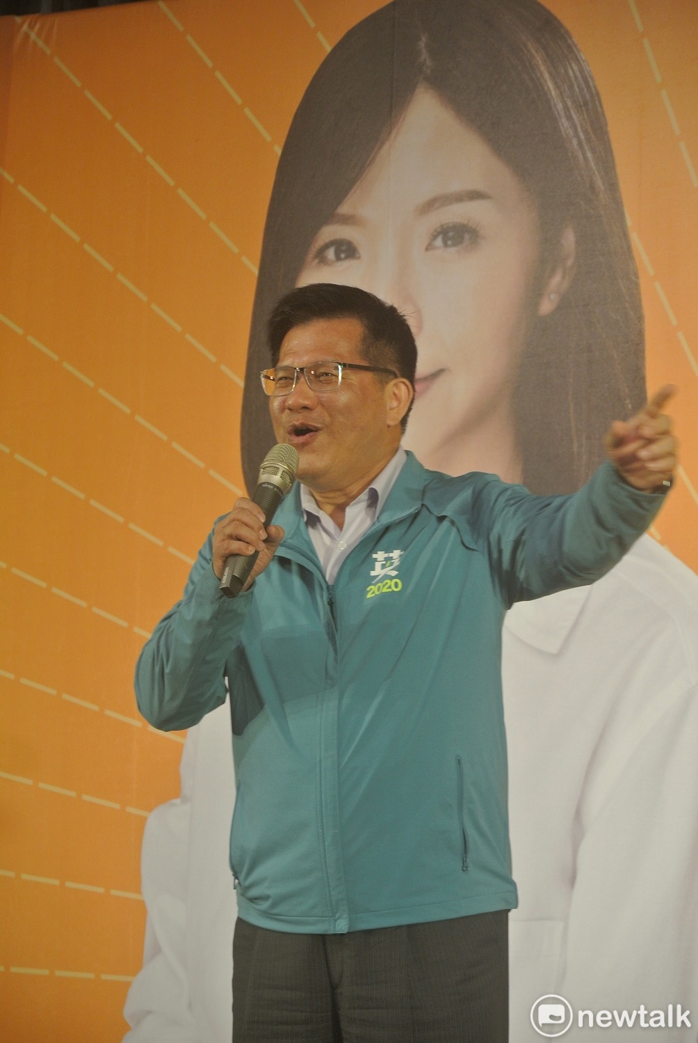 林佳龍笑說洪慈庸的對手不知道在怕什麼。 唐復年/攝