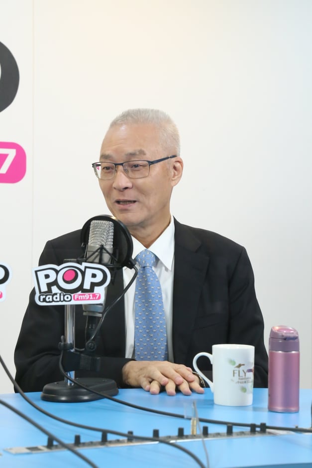 國民黨主席吳敦義接受電台專訪。 圖：《POP大國民》/提供