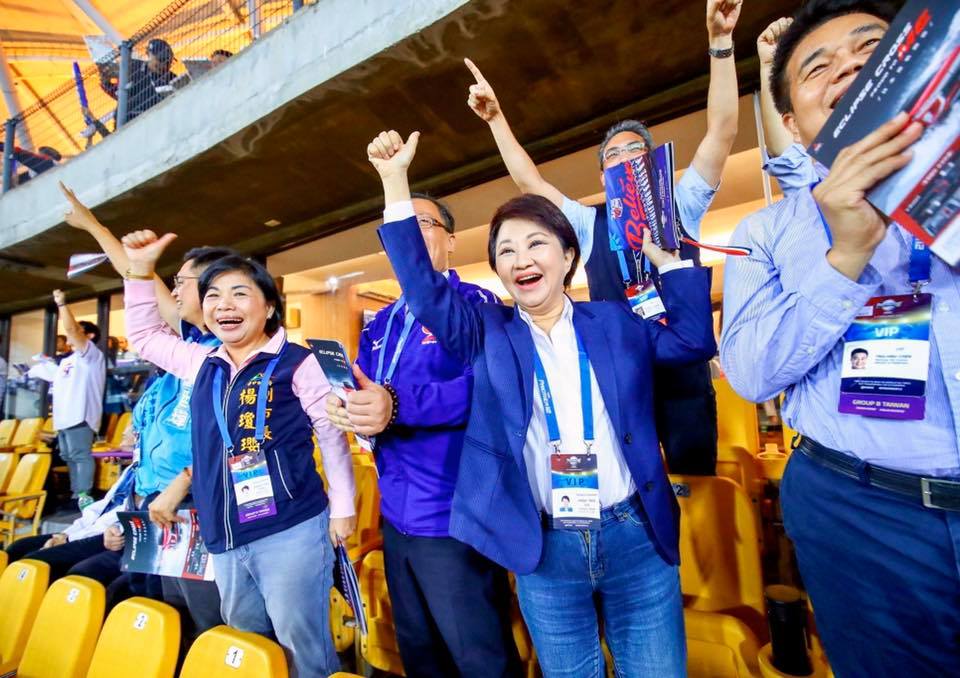 楊瓊瓔有盧秀燕罩著，挾行政資源重返立委選舉戰場。 取自楊瓊瓔臉書