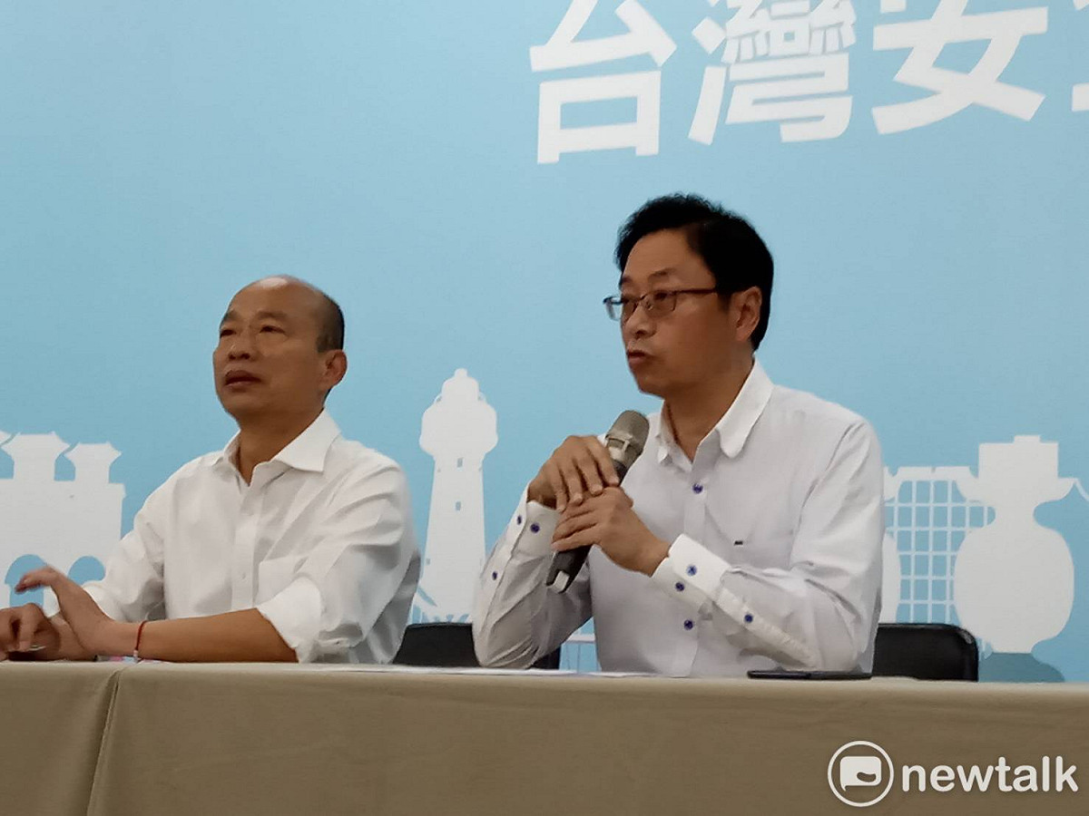 韓國瑜(左)親手挑選張善政(右)一起打選戰。 圖：孫家銘／攝（資料照）