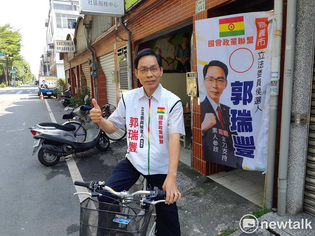 退休老師郭瑞豐代表國會政黨聯盟投入2020年嘉義市立委選舉。 圖：蔡坤龍/攝