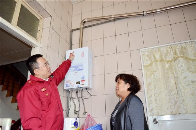 中市補助燃氣熱水器更換遷移，今年1,500戶受惠。 圖：台中市政府／提供