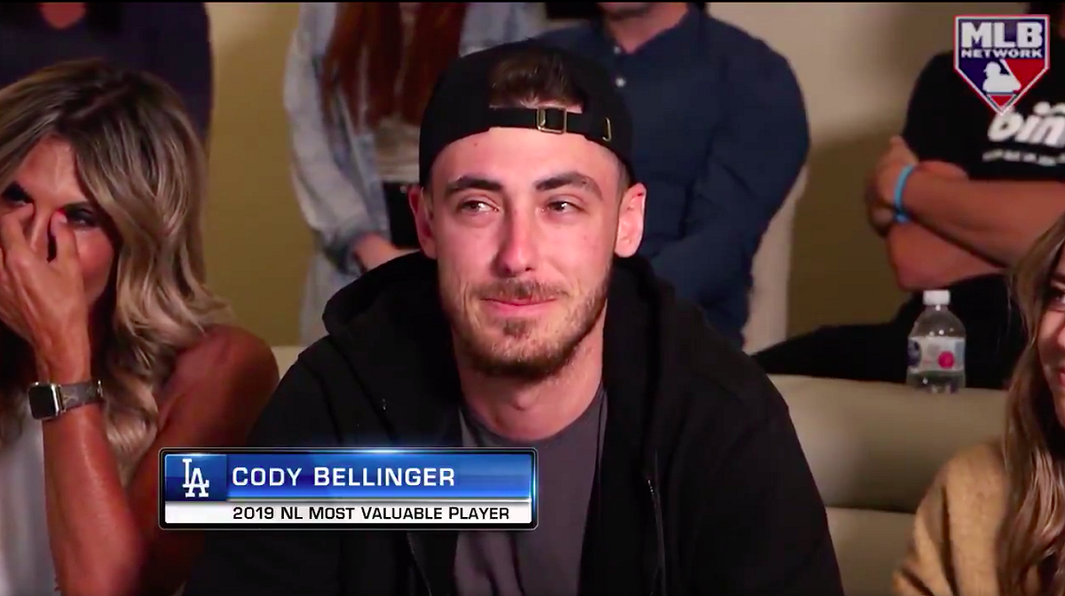 Cody Bellinger拿下國聯MVP之後感動落淚。 圖／擷取自MLB推特