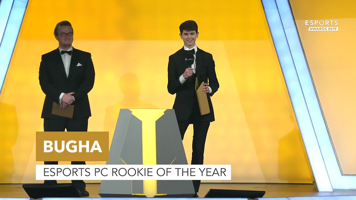 Esports Award 今天進行頒獎典禮，《要塞英雄》新星Bugha一人包辦「最佳PC電競新人」與「最佳PC電競選手」兩大獎項。 圖：翻攝自Youtube