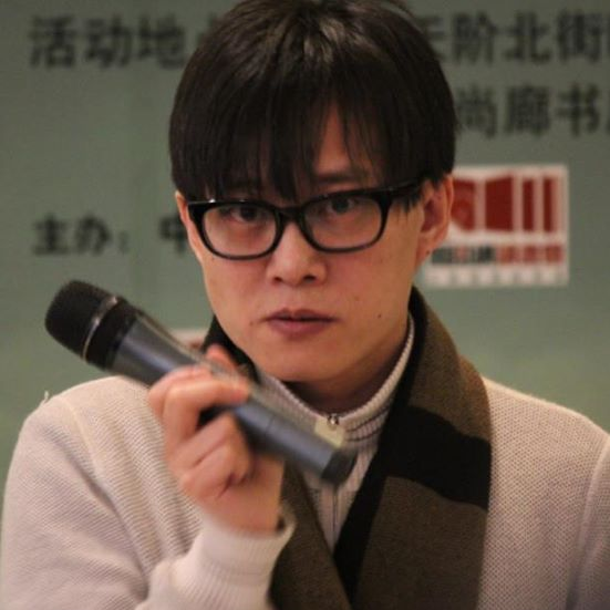 中國22日晚間禁止、下架音樂人林夕的作詞歌曲。 圖：翻攝自林夕臉書