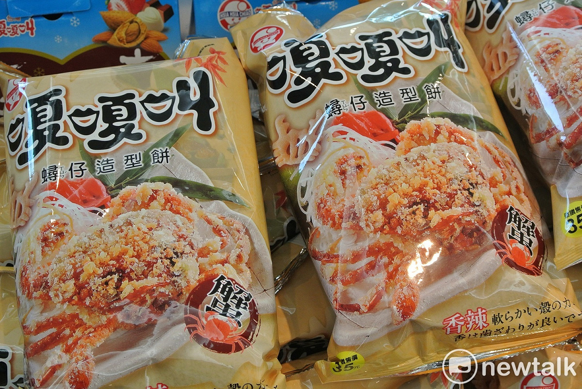 「小班長的家」賣的是懷舊零食。  唐復年/攝