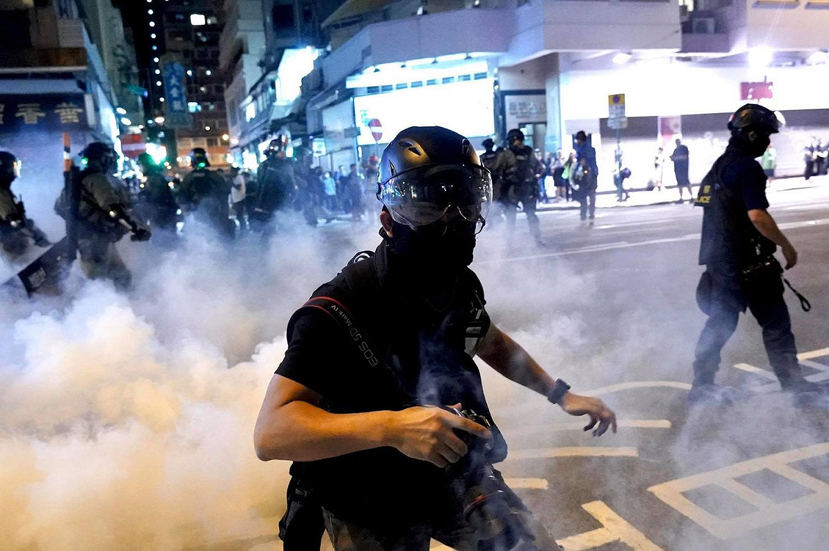 反送中運動衝突持續升級。 圖：翻攝自香港眾志 Demosistō