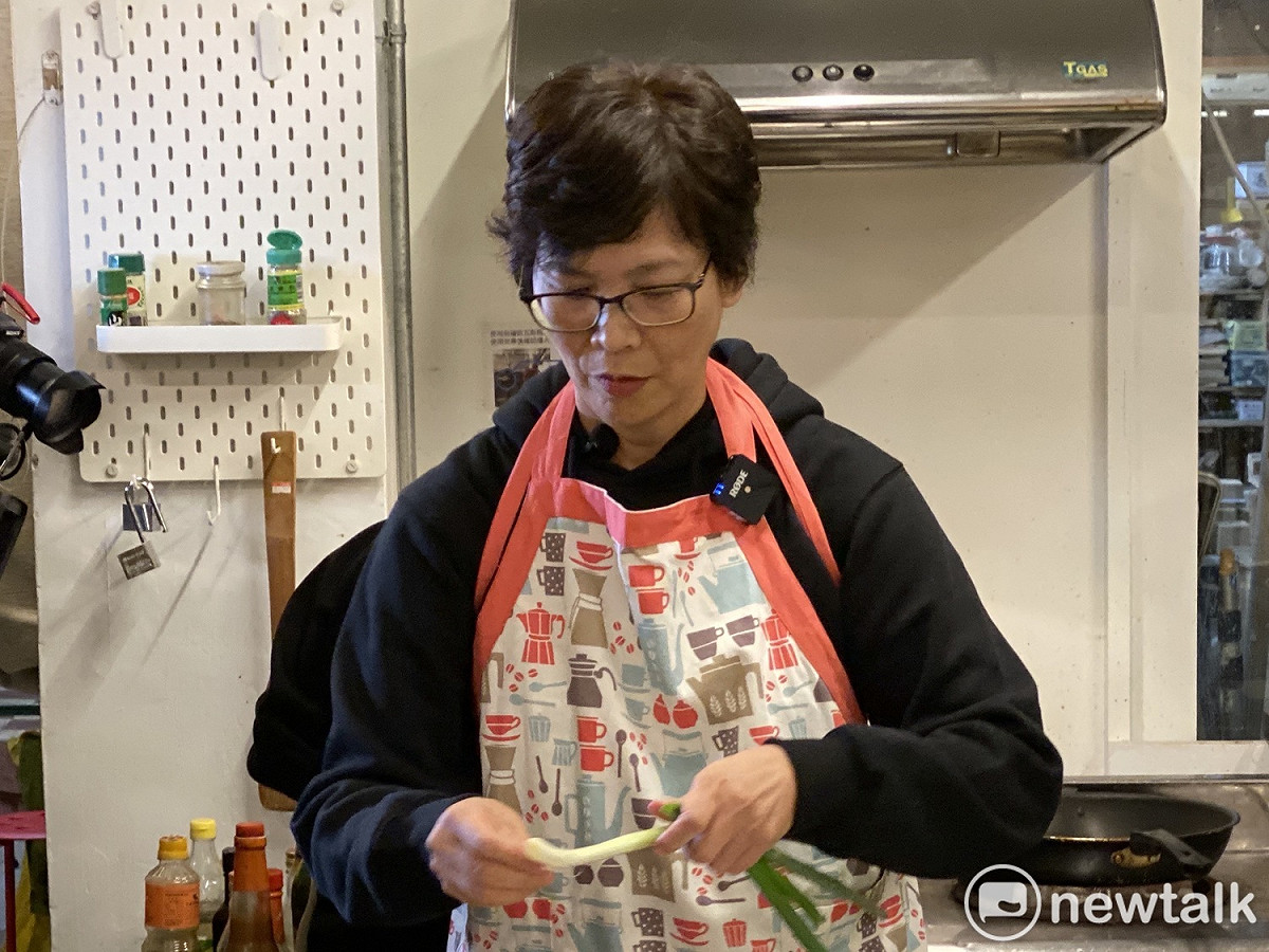 蔡壁如日前直播下廚，大展廚藝。 圖：新頭殼資料照