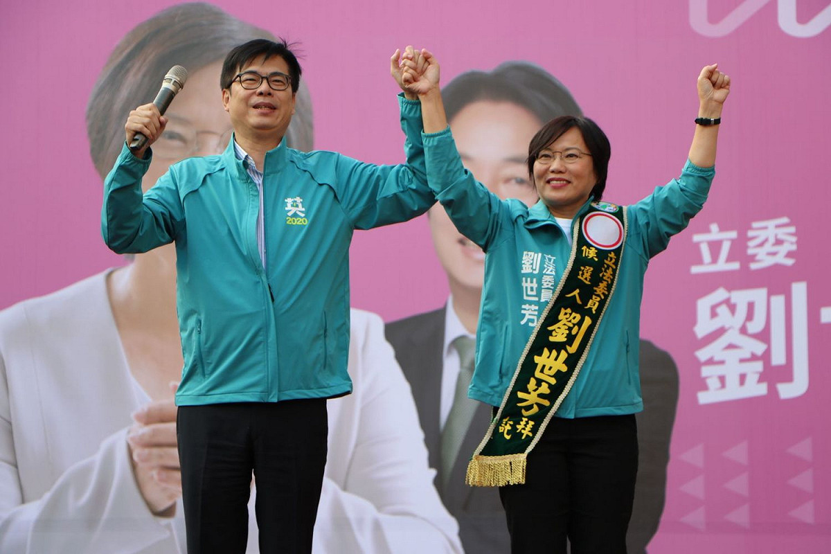 韓國瑜昨回防高雄向市民說「好想大家」，立委劉世芳直言「我覺得好噁心！」 圖 : 翻攝自劉世芳臉書