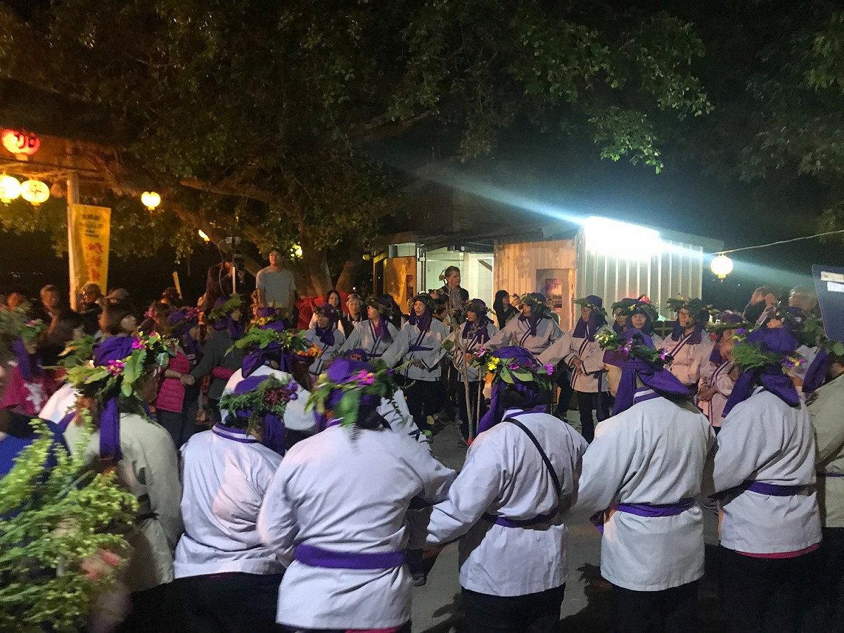 今年首度辦理馬卡道族加蚋埔聯合夜祭，不但得以一窺馬卡道族的眾多平常難見的傳統祭儀，也有準備最道地的原民料理。 圖：翻攝自屏東縣文化處臉書(資料照)