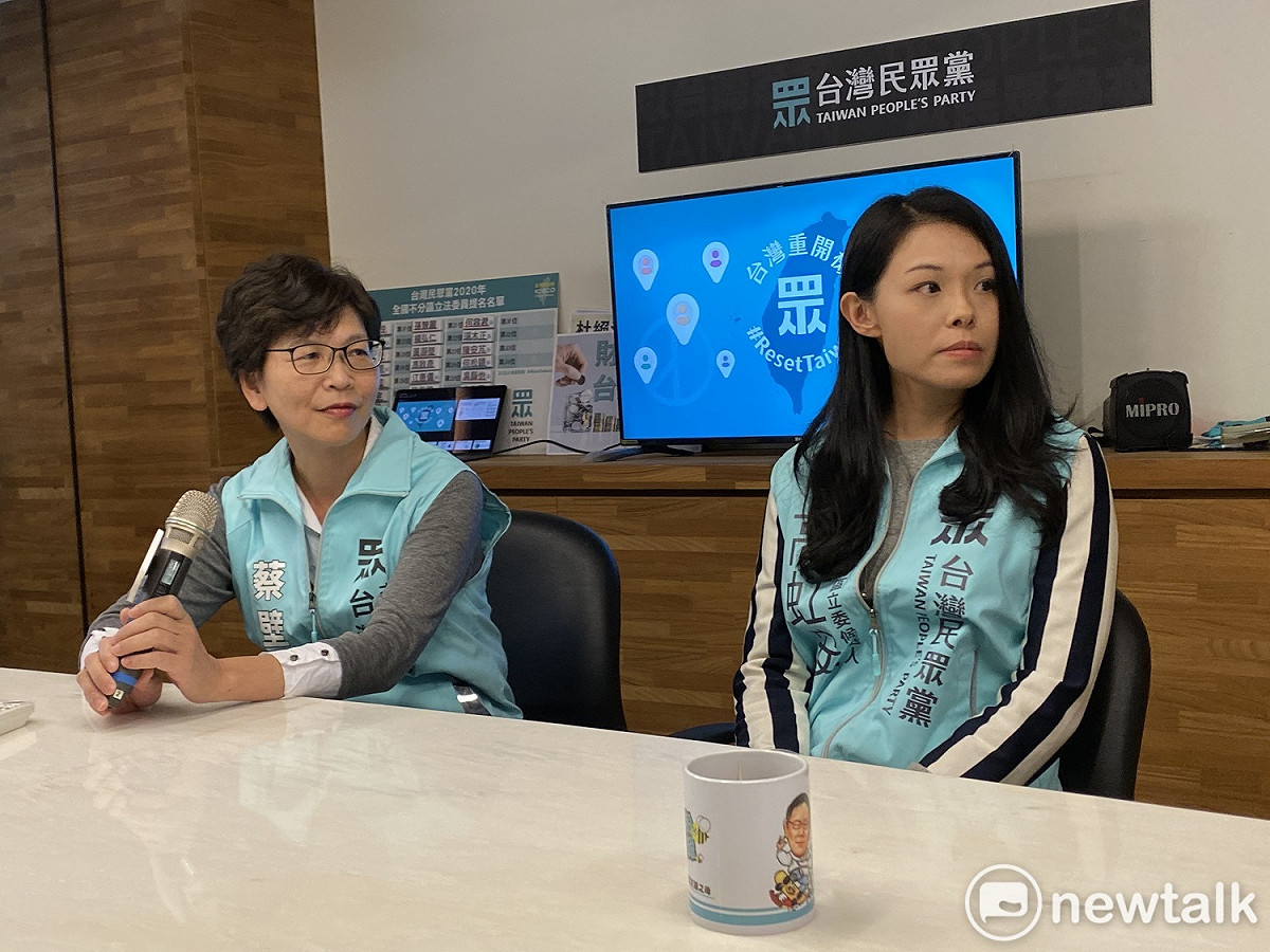民眾黨不分區立委參選人蔡壁如、高虹安。 圖：周煊惠 ／攝