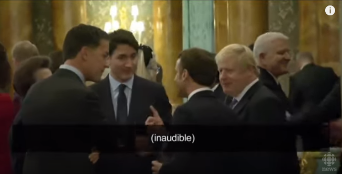 英國首相強生、加拿大總理杜魯道和法國總統馬克宏等人被拍到在一場晚宴中，疑似調侃美國總統川普。 圖：翻攝Youtube