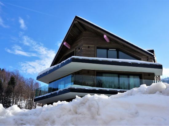 波蘭南部熱門度假、滑雪勝地什切爾克（Szczyrk）今晚6時前後發生瓦斯氣爆，當地警方發言人表示，這起事件造成一棟3層樓建築物坍塌。示意圖。 圖 : 翻攝自hk.trip.com