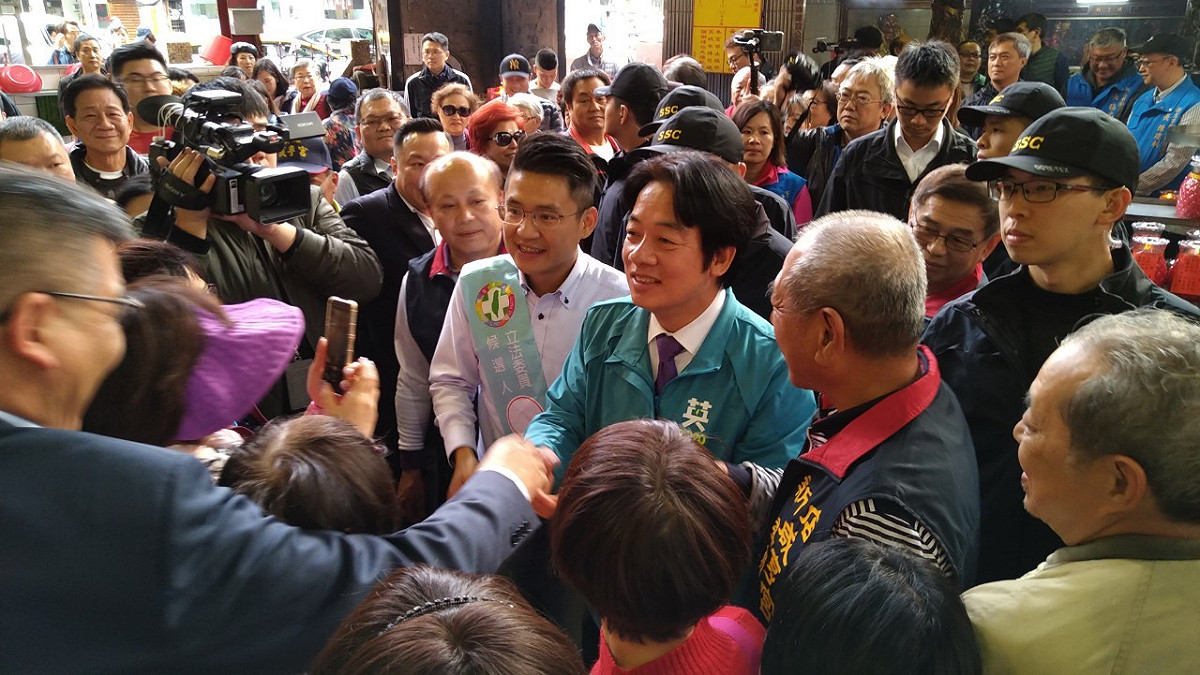 民進黨副總統候選人賴清德4度到新店區為張銘祐站台輔選。 圖：張銘祐辦公室/提供