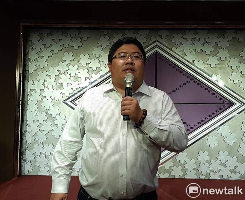 蔡易餘因指示競總工作人員拆下反同布條，昨天向社會大眾道歉。 圖：新頭殼資料照片，蔡坤龍/攝