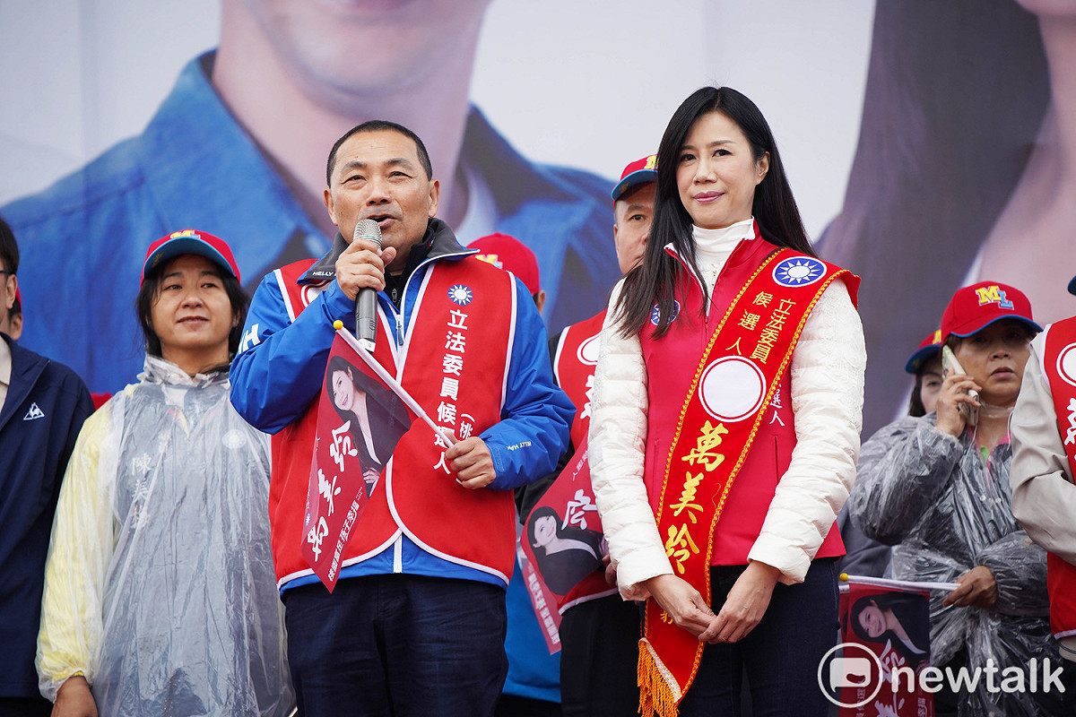 萬美玲深獲黨內大老支持，連新北市長侯友宜都跨縣市到桃園為她輔選。 圖：林昀真/攝