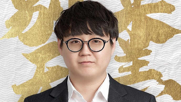 今年止步十六強的中國戰隊 Royal Never Give Up（RNG）積極進行補強並迎來了甫才宣佈退役的老將 Mata 圖：翻攝自 RNG 官方微博