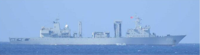 日本P-3C巡邏機拍攝的中國海軍艦艇編隊。 圖：取自環球網