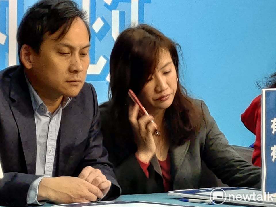 韓競選辦公室總發言人王淺秋、葉元之。 圖：黃建豪/攝（資料照）