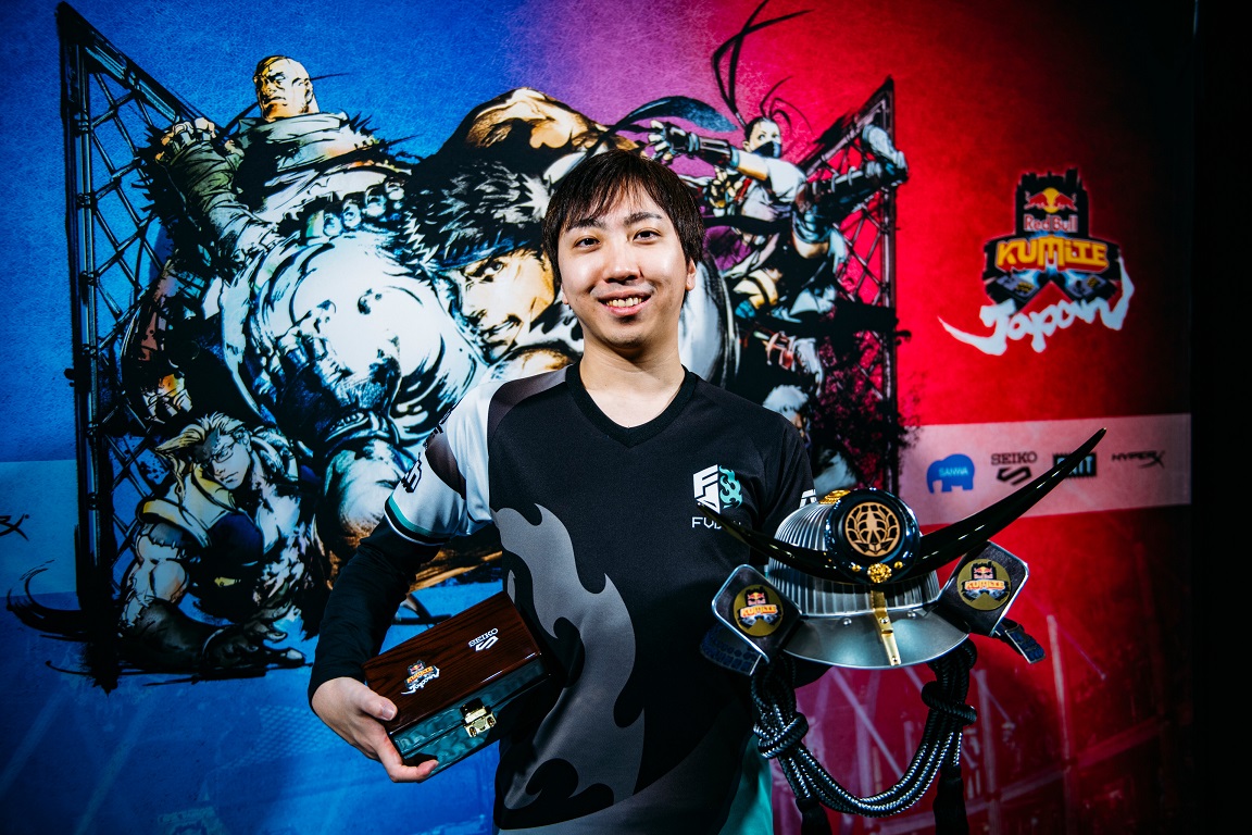 日本選手藤村敦士（Fujimura Atsushi）繼2018奪冠後，再度蟬聯本年度Red Bull kumite冠軍。 圖：Red Bull/ 提供