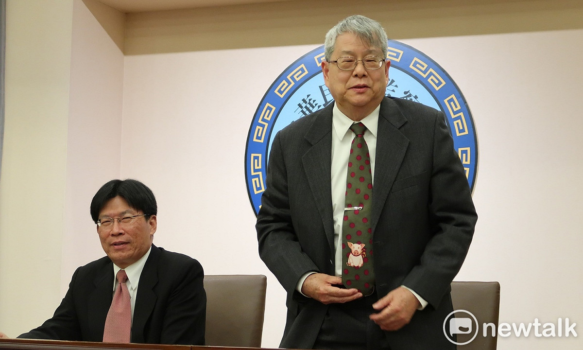 監委高涌誠與陳師孟（由左到右）。 圖：林朝億/攝