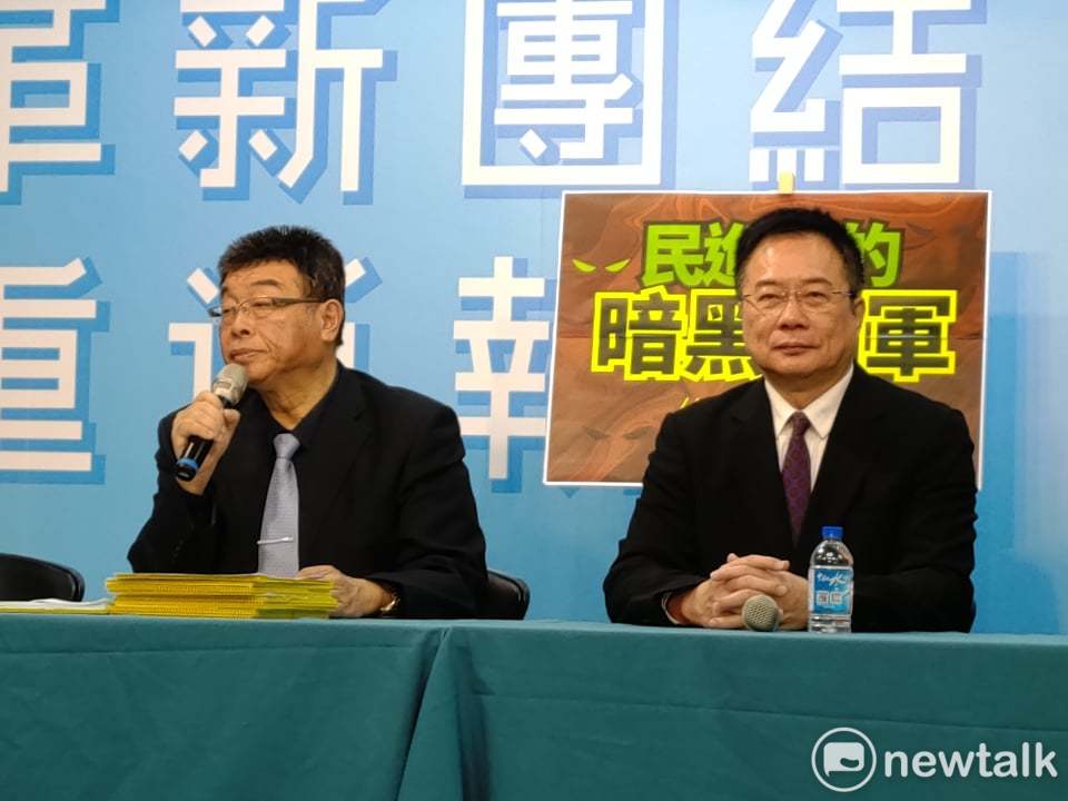 蔡正元、邱毅稱已掌握民進黨操作網軍的資料。 圖：黃建豪/攝