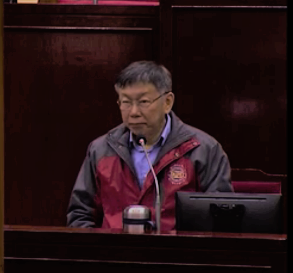 台北市長柯文哲今（26）天到市議會進行專案報告。 圖：擷自直播畫面