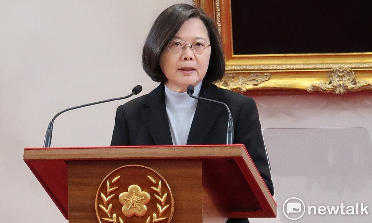 蔡總統明日將與黨內立委候選人一同「站路口」，向民眾拜票。 圖：林朝億/攝（資料照）