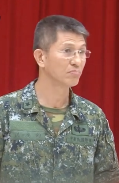 黑鷹失事身亡的少將洪鴻鈞，有「兩棲蛙人將軍」之稱，是台灣少數接受過美國突擊兵訓的軍官。 圖：翻攝自YOUTUBE