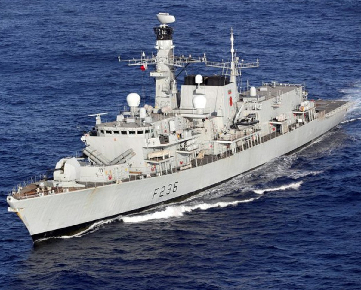 英國政府派遣兩艘軍艦赴波斯灣，保護公民安全。 圖/翻攝自Ministry of Defence
