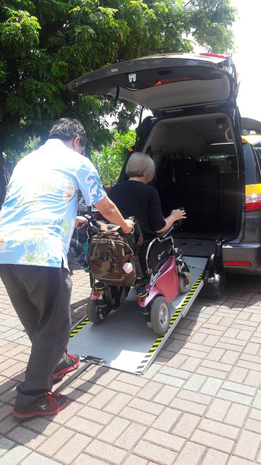 台中市通用計程車數量將擴張1倍，在今年6月底前為行動不便人士提供服務。 圖：台中市交通局／提供