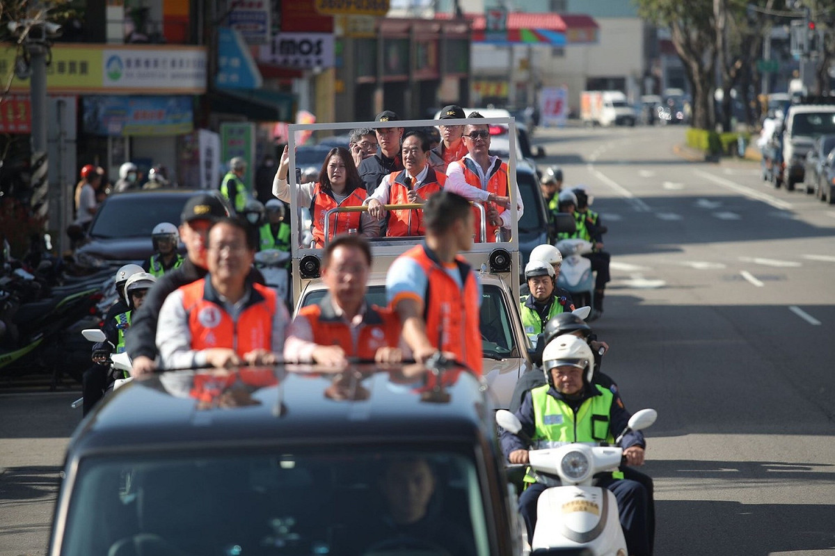 親民黨總統候選人宋楚瑜接連兩天在中台灣拜票行程，為選前倒數做最後衝刺。 圖：親民黨/提供